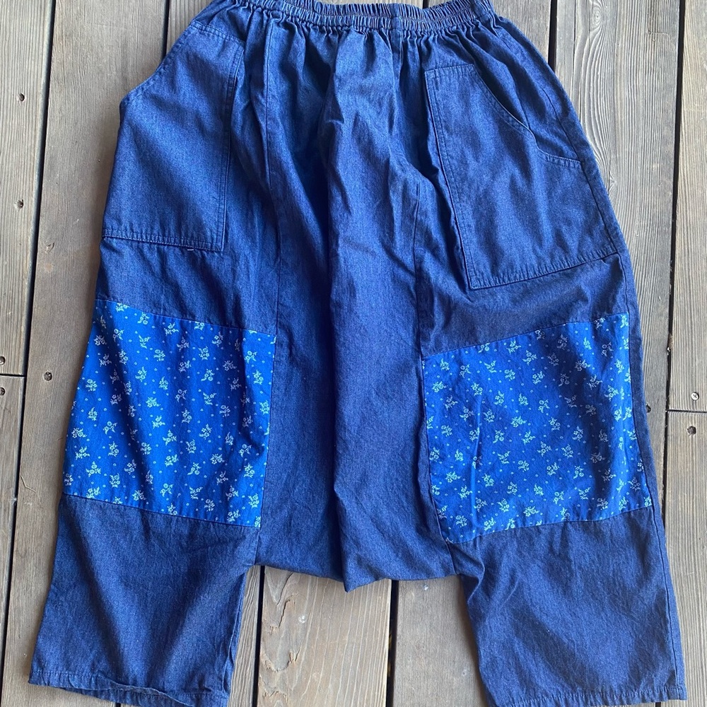 So stylish! Specks and Keepings. Handmade, one of a kind.